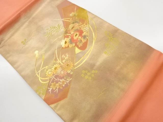 JAPANESE KIMONO / GOLD-THREAD EMBROIDERY / GOLD ACCENTS A NARROW STRIP